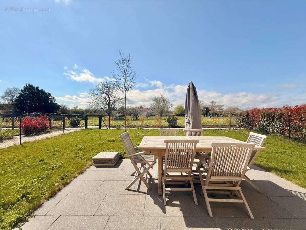 Maison à CESSEY-SUR-TILLE