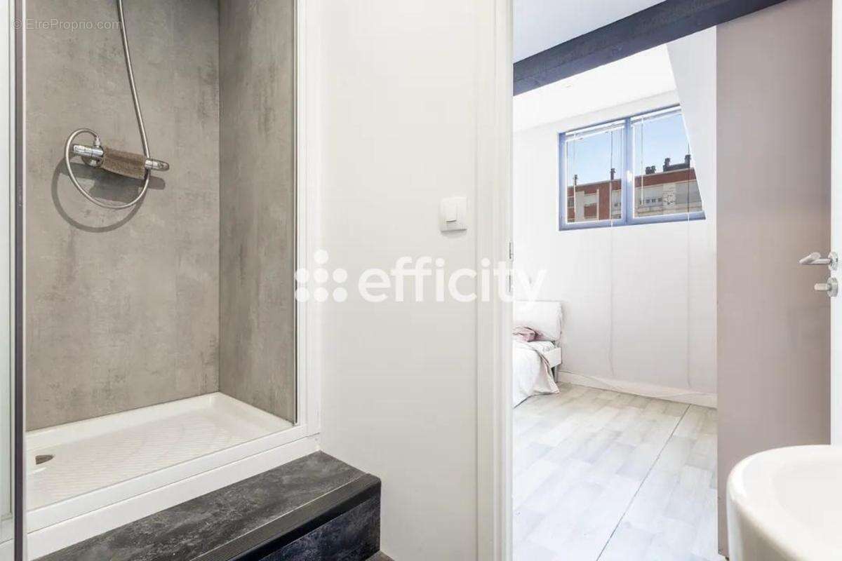 Maison 115 m² à Roubaix  - photo 11