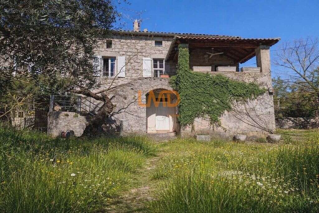 Maison à SAINT-ALBAN-AURIOLLES
