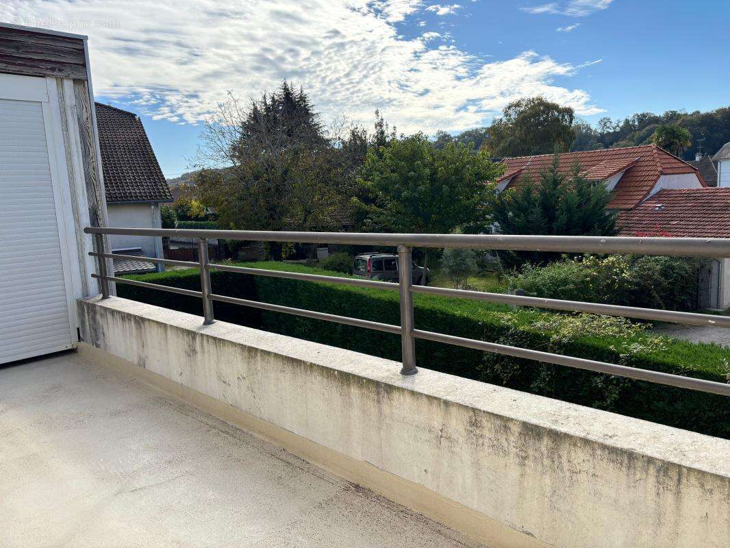 Appartement à BIZANOS