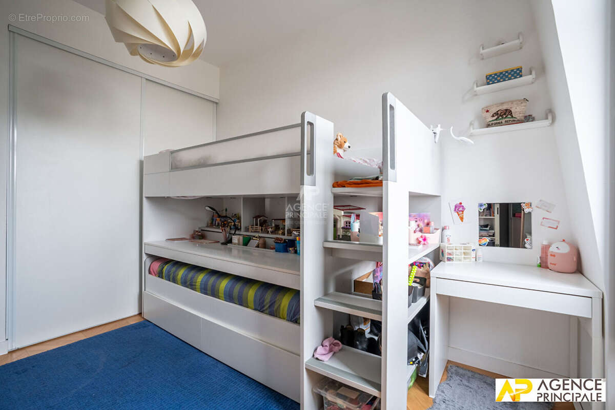 Appartement à MAISONS-LAFFITTE