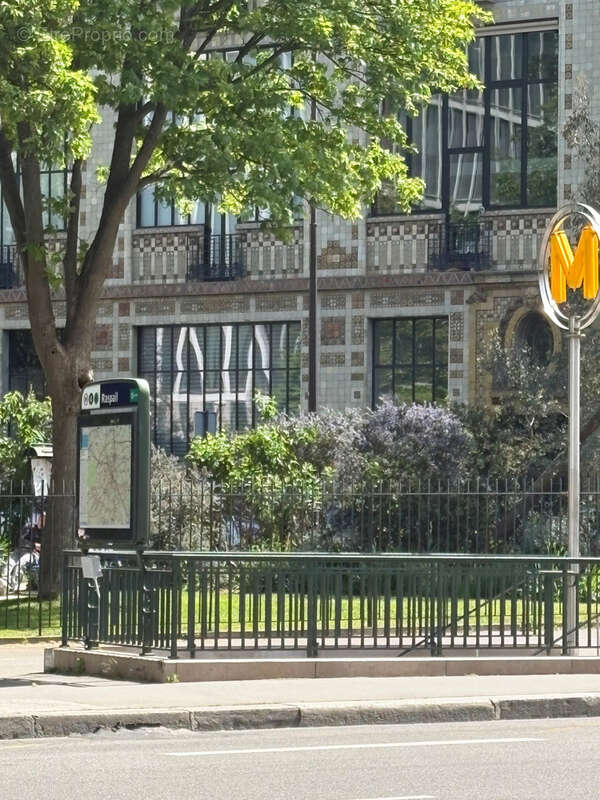 Appartement à PARIS-14E