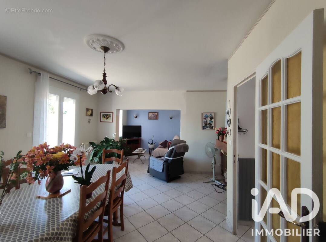 Photo 1 - Maison à LA FLECHE