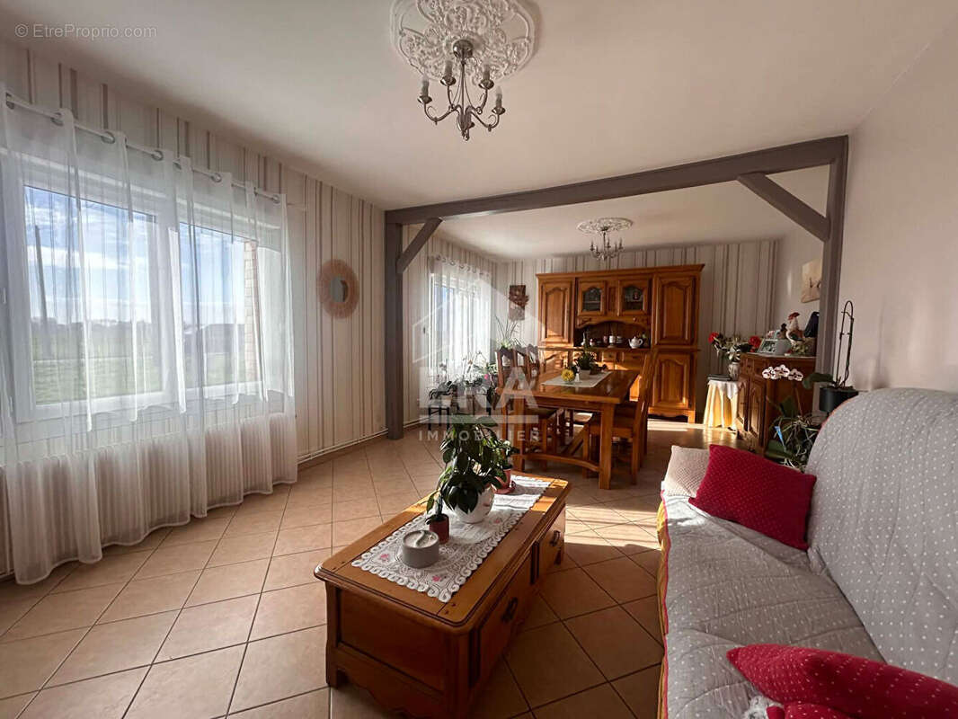 Maison à BOURBOURG