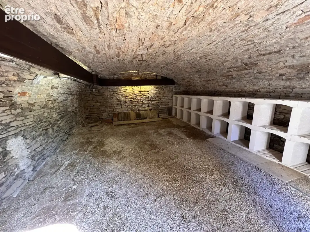 Exclusivité. Hautes-Côtes de Nuits maison ancienne avec dépendances. - photo 13