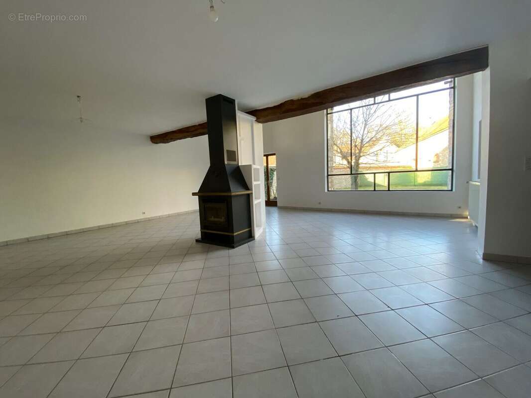 Maison à NOISY-SUR-ECOLE