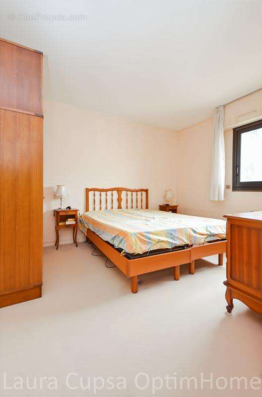 Bourg-la-reine -  5 min rer - 4/5 p -  94,08 m² - dernier etage - ascenseur - cave - double box - photo 11