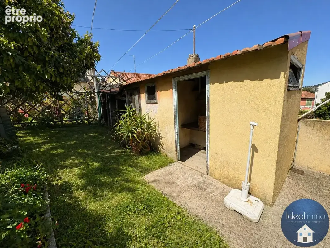 Cannes brousailles - T3 de 57 m2 en rez-de-jardin + annexes (80 m2)   Potentiel exceptionnel ! - photo 2