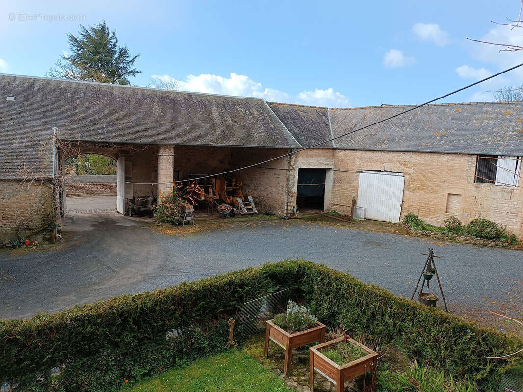 Maison à LE MANOIR