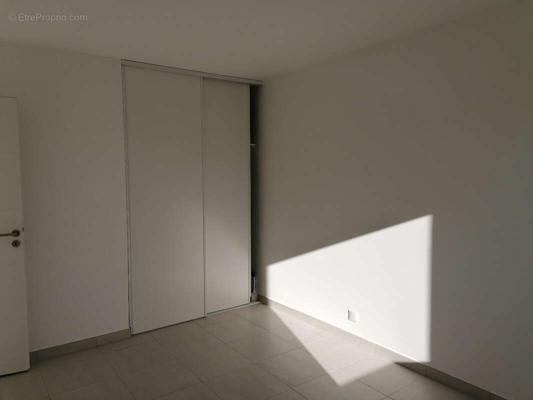 Appartement 52 m² à Agde  - photo 7