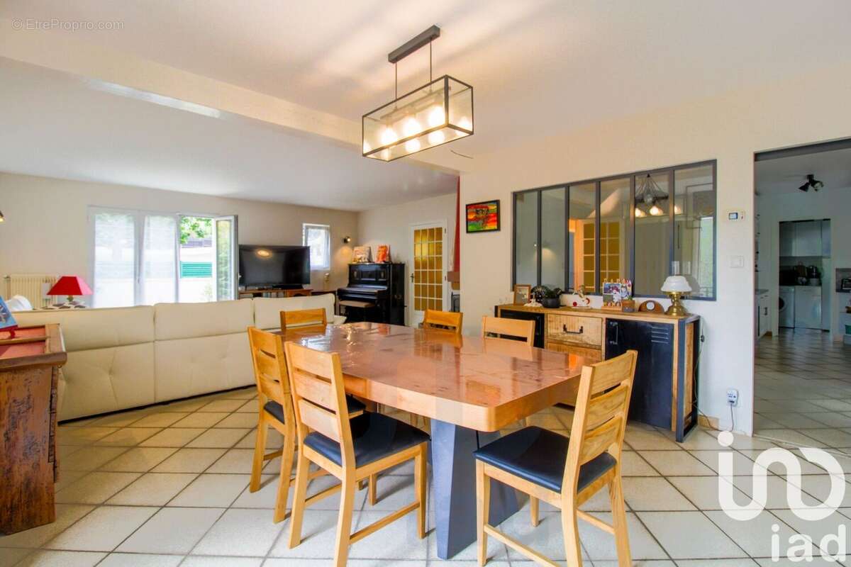 Photo 4 - Maison à EPONE