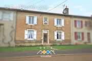 Maison à VIEVILLE-EN-HAYE