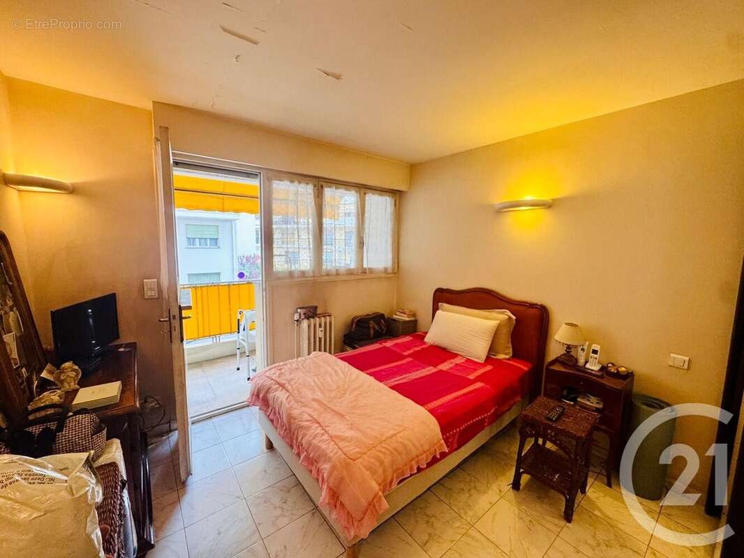 Appartement à LE CANNET