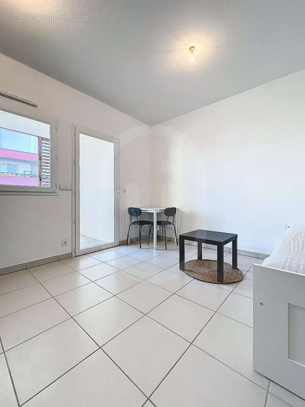 Castelnau le lez - studio - balcon - parking - photo 7