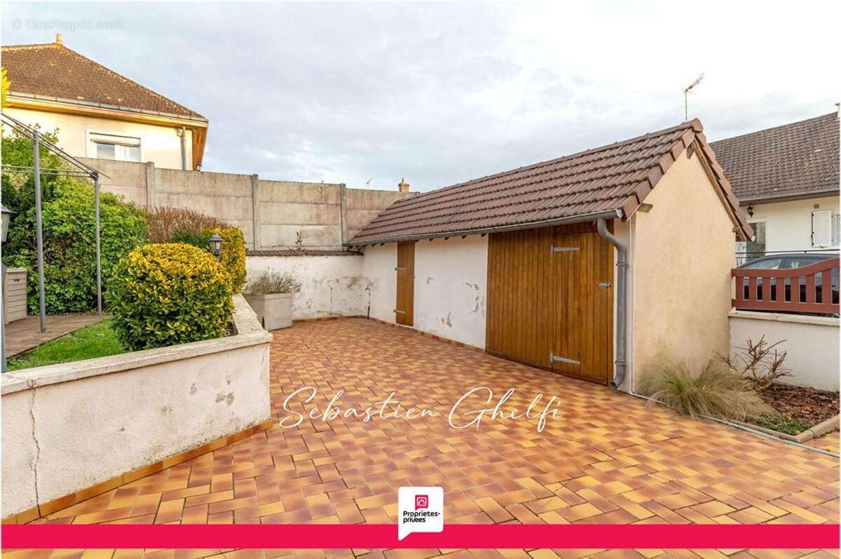 belle maison de plain-pied avec hangar et grand terrain - photo 14