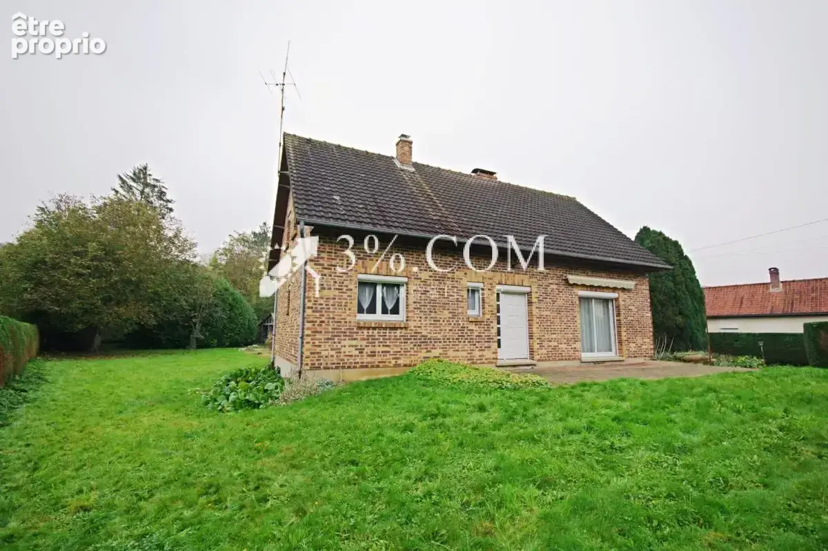 Pavillon traditionnel, 140 m2, 7 pièces dont 4 CH, 3000 m2 d - photo 4