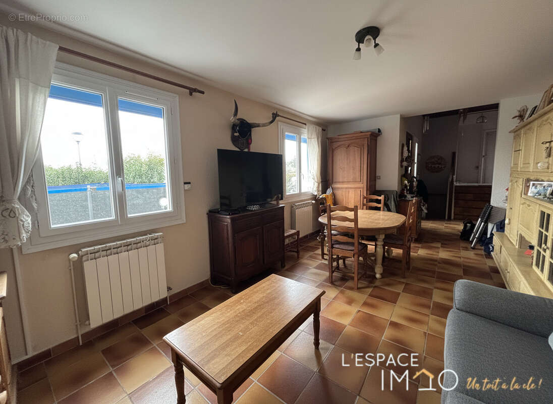 Maison à CABANNES