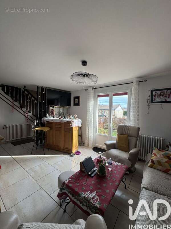 Photo 4 - Maison à SAINT-GERMAIN-DU-PUY