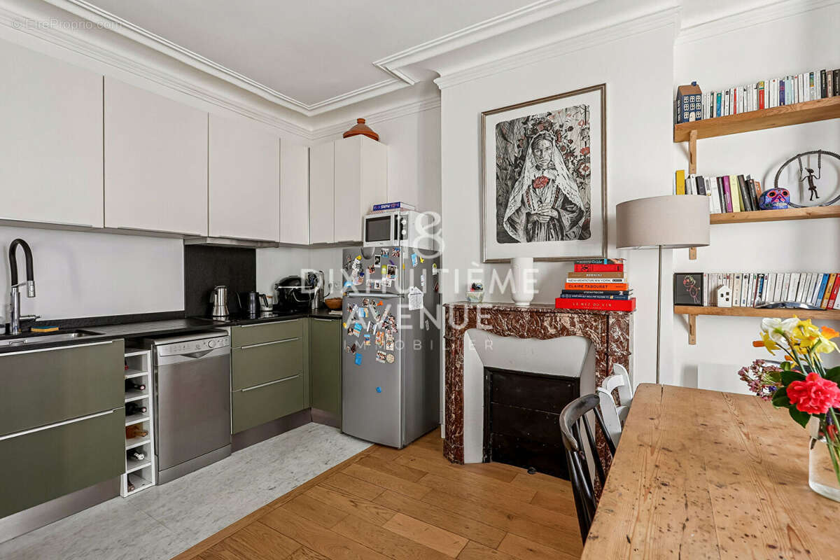 Appartement à PARIS-18E