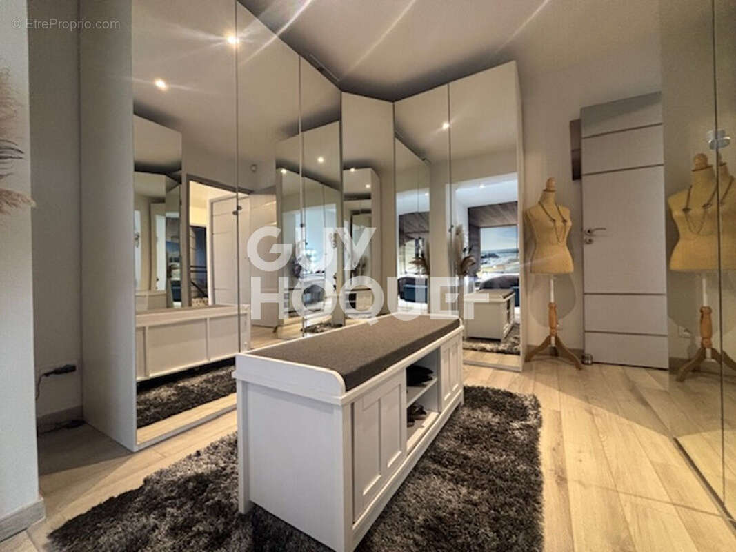 Maison à AUBERCHICOURT