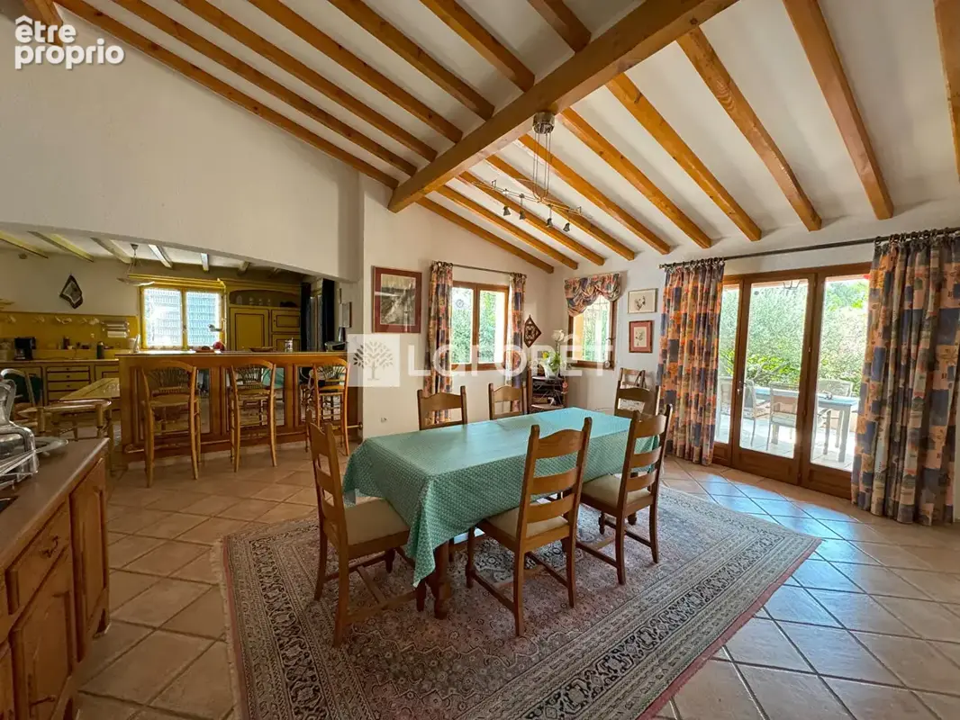 Villa avec piscine - Le Val 6 pièces 4 chambres 200 m² - photo 8