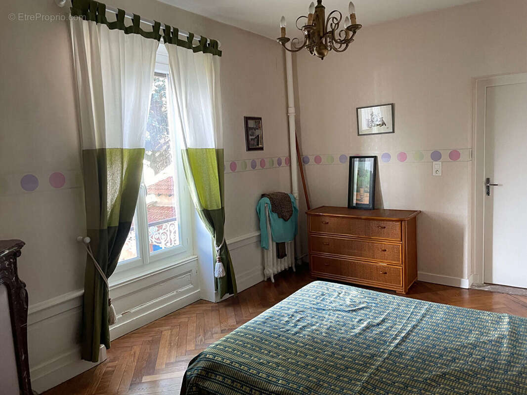Maison à ARNAS