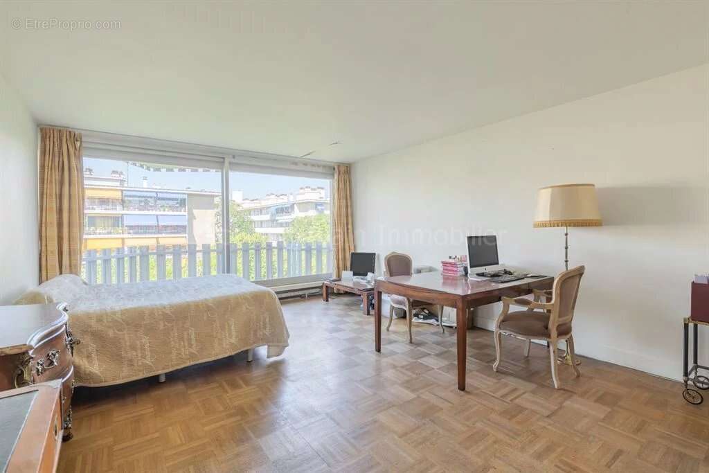 Appartement à SAINT-CLOUD
