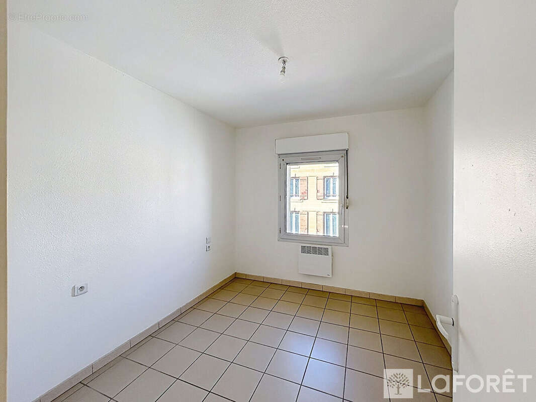 Appartement à COURTHEZON