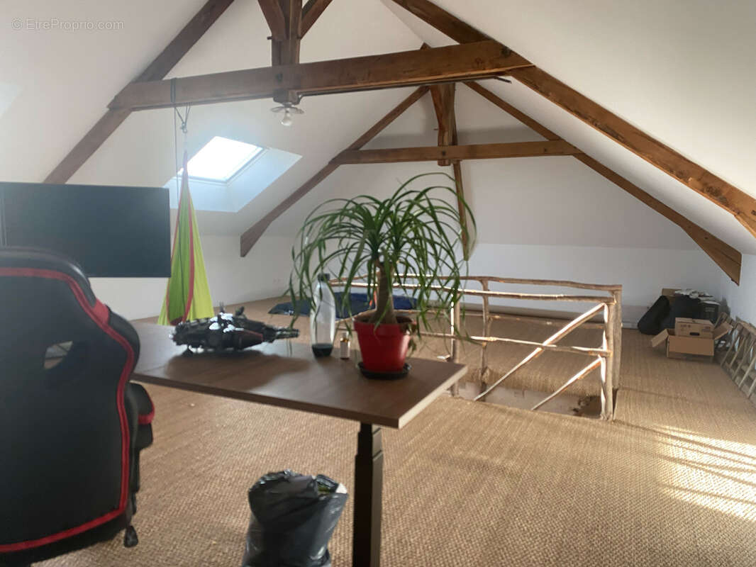 Maison à LA CROISILLE-SUR-BRIANCE