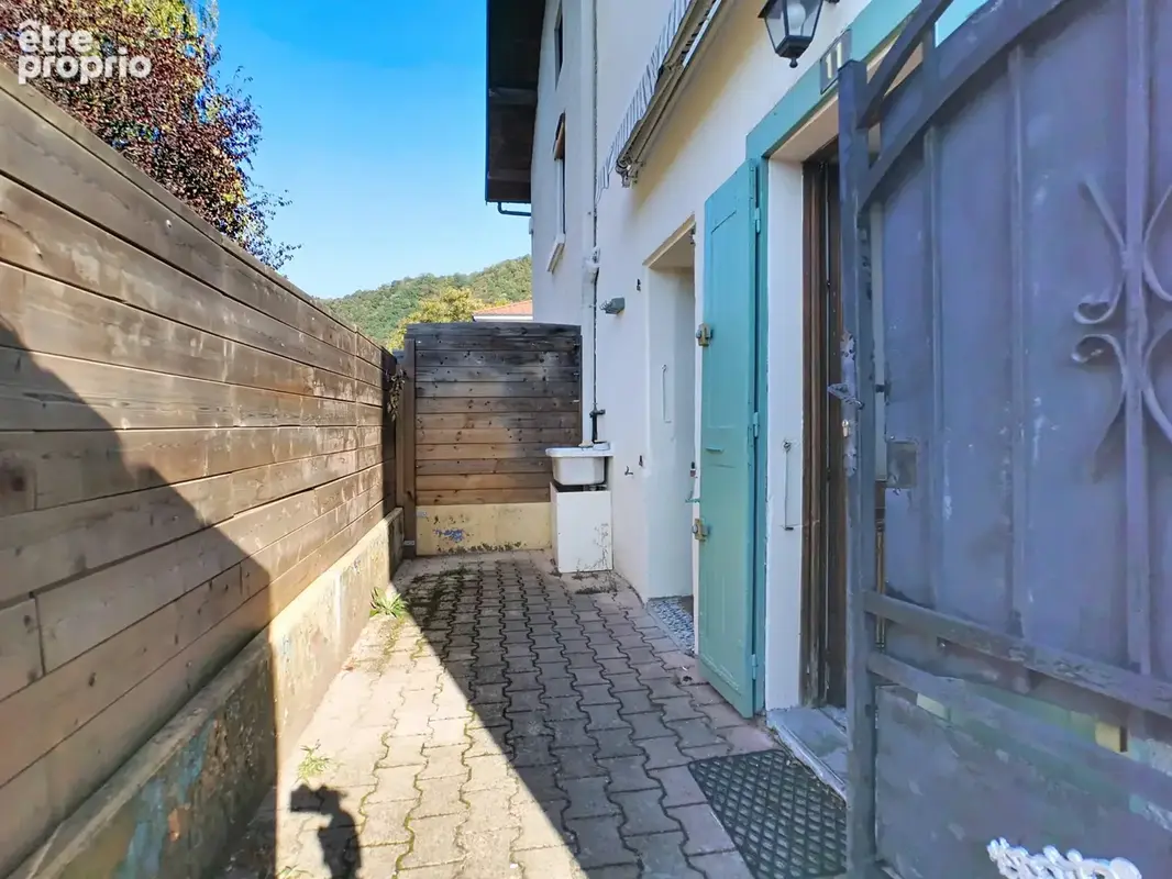 POISAT - Maison de village T4 de 95m2 - photo 6