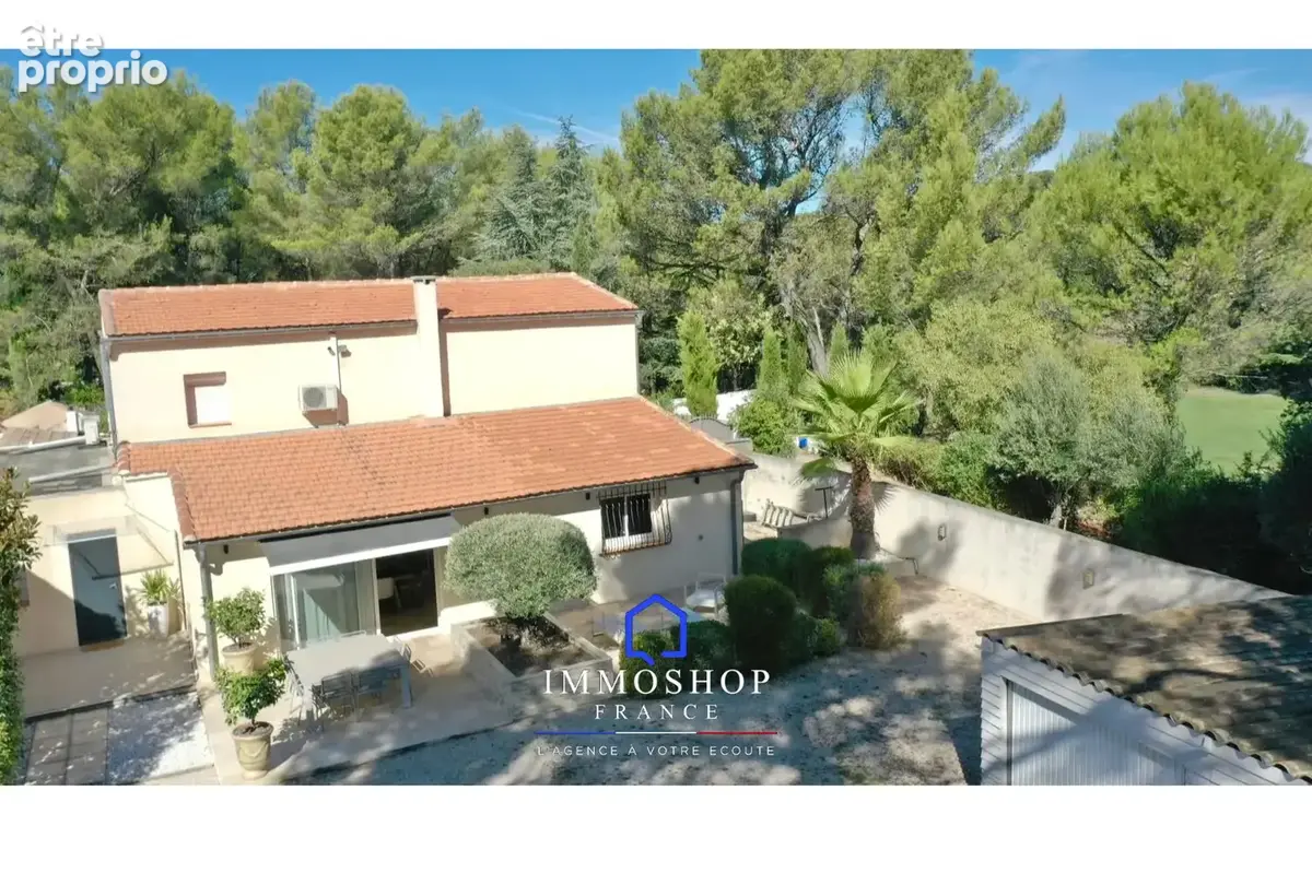 Villa 200m2 T5 - La Salette 13011 Marseille - photo 16