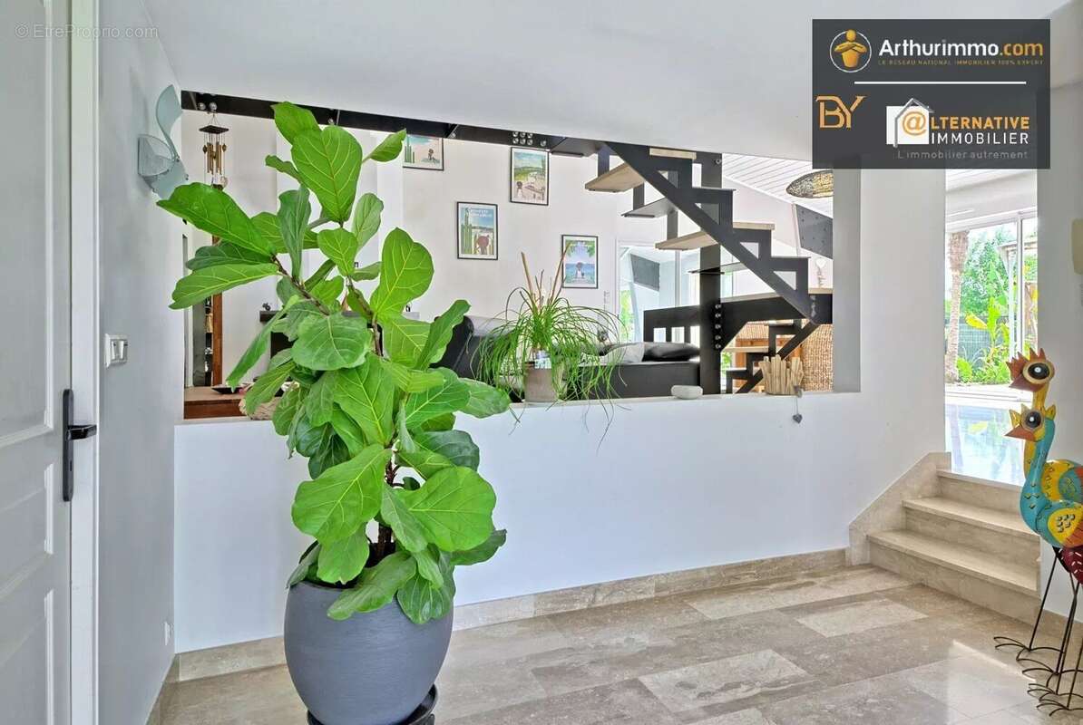 Maison à ARGENTRE-DU-PLESSIS