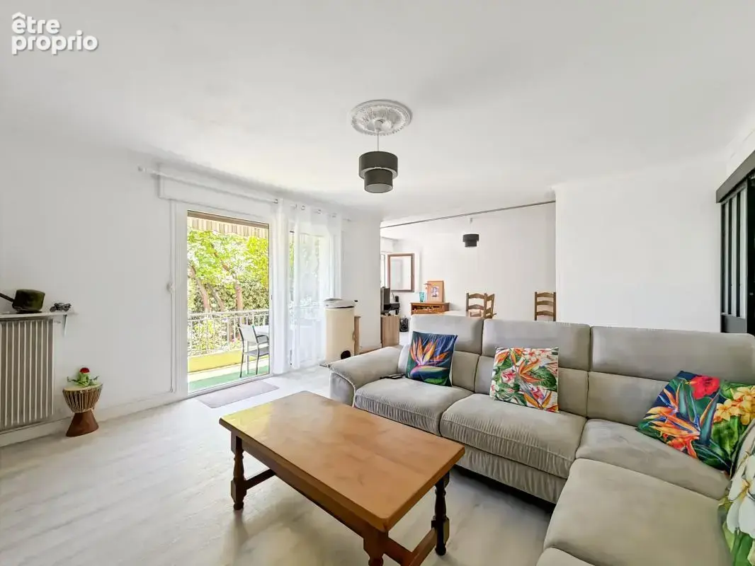 Photo Appartement à Frejus au prix de 305 000€
