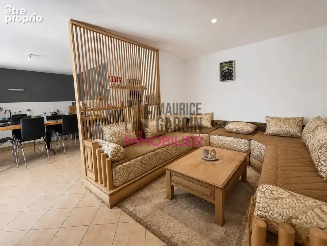 Appartement 68 m² à Carpentras  - photo 2