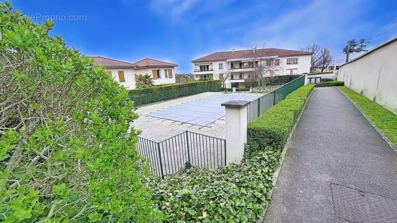 Appartement à OULLINS