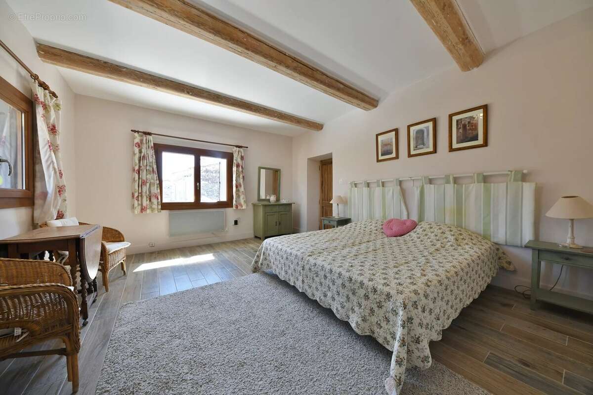 Maison à UZES