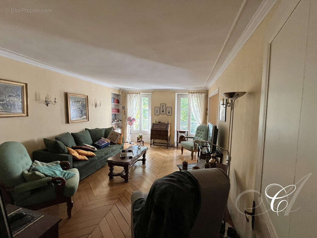 Appartement à VERSAILLES