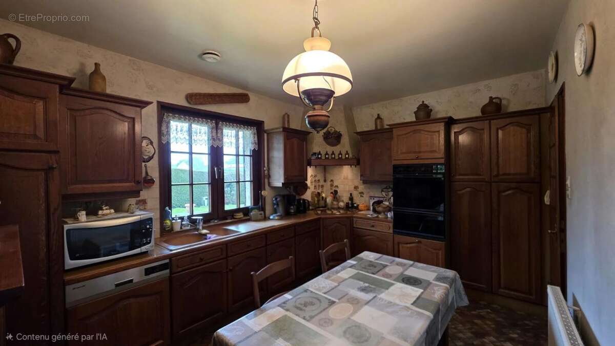 Maison à MILLY-SUR-THERAIN