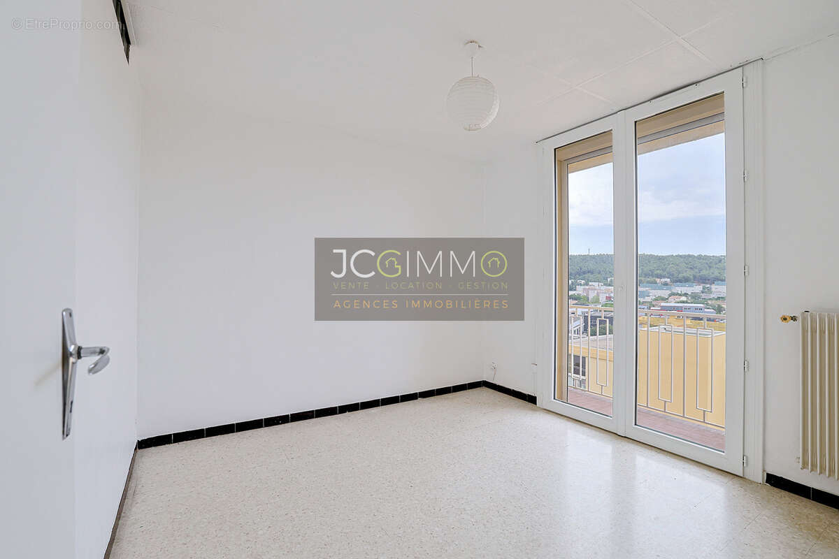 Appartement T4 de 68,93m2 loi carrez avec cave ! - photo 17