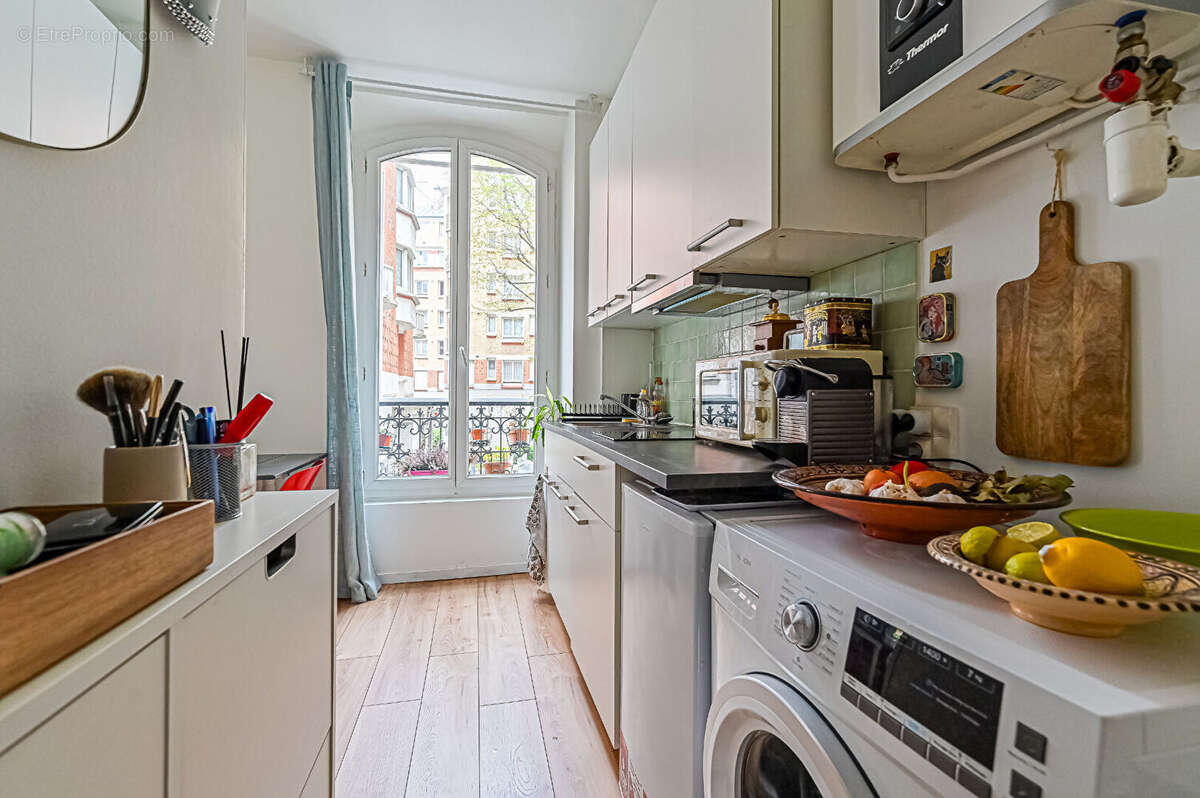 Appartement à PARIS-18E