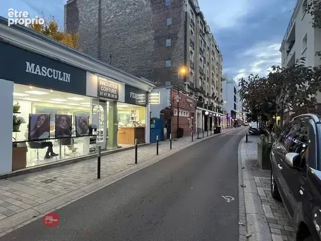 Commerce à ASNIERES-SUR-SEINE