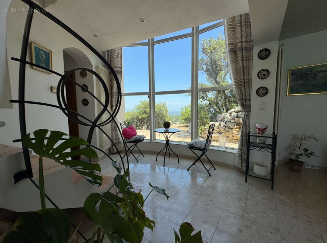 Maison à VILLENEUVE-LES-AVIGNON