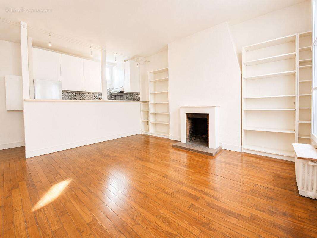 Appartement à LEVALLOIS-PERRET
