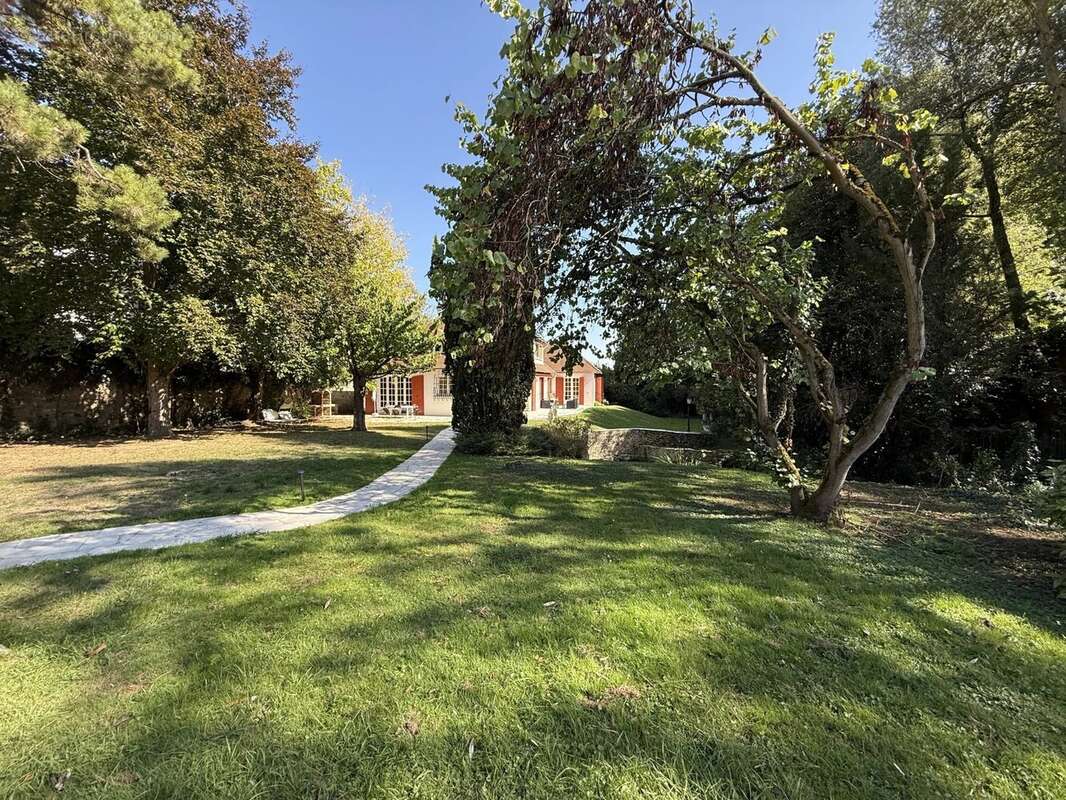 Maison à VILLECRESNES