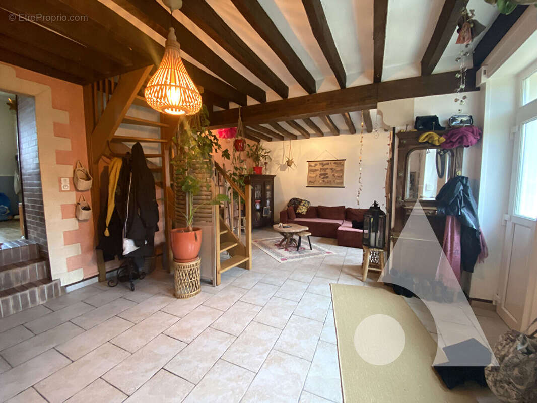 Maison à CREPY-EN-VALOIS