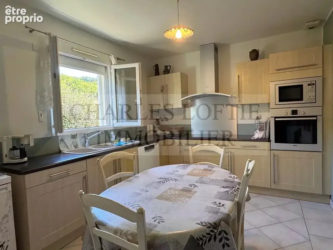 Jolie maison de plain-pied avec 3 chambres et garage sur un terrain de 1 057 m² à Cazals - photo 7