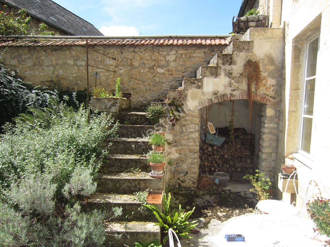 Maison ancienne à vendre à Prouilly - 6 chambres, grand terrain - photo 9