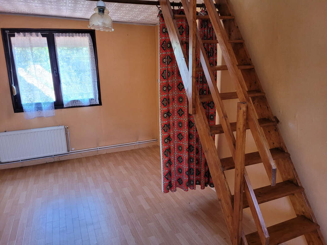 MAISON Sud-Est Amiens. - photo 9