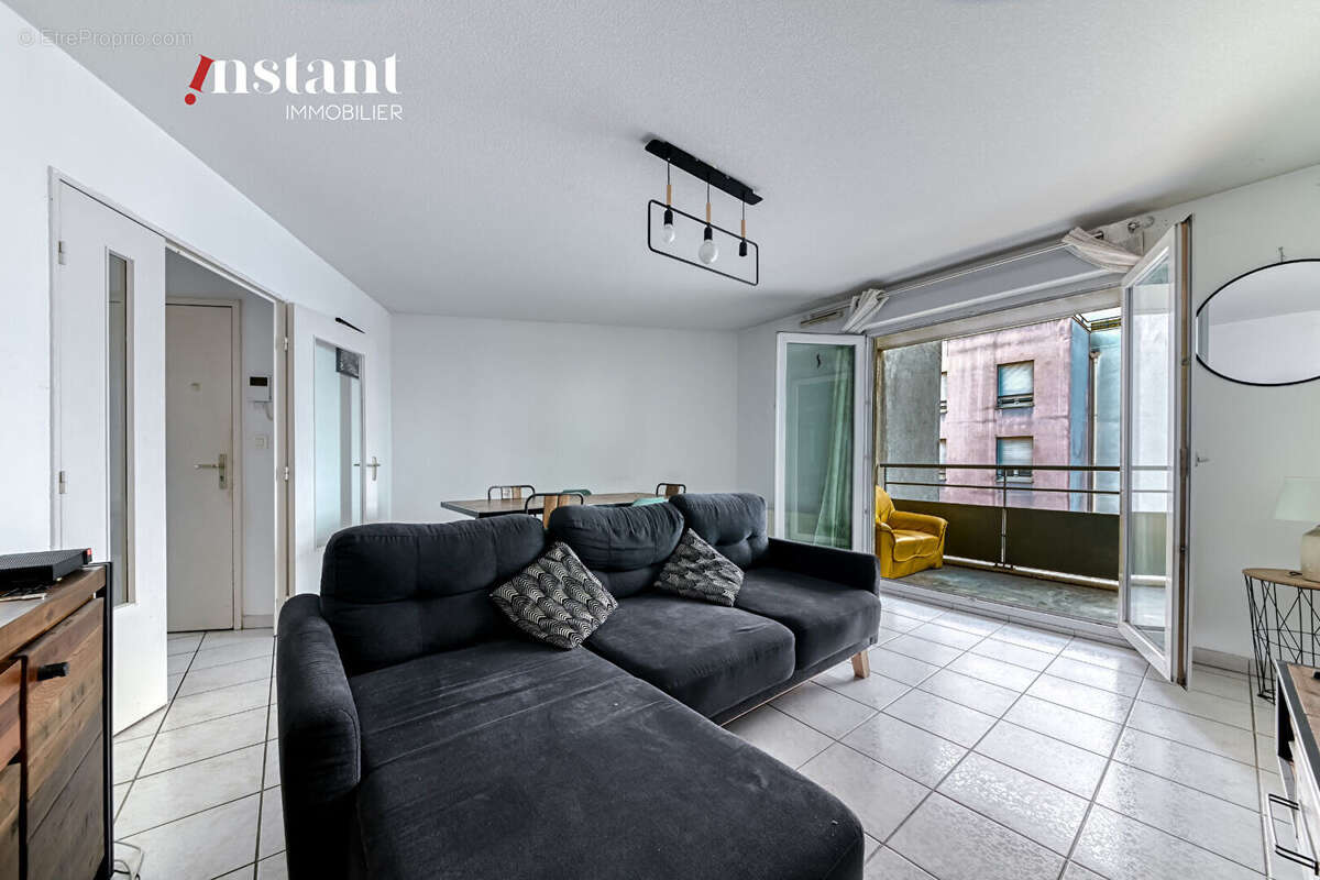 Appartement à LYON-9E