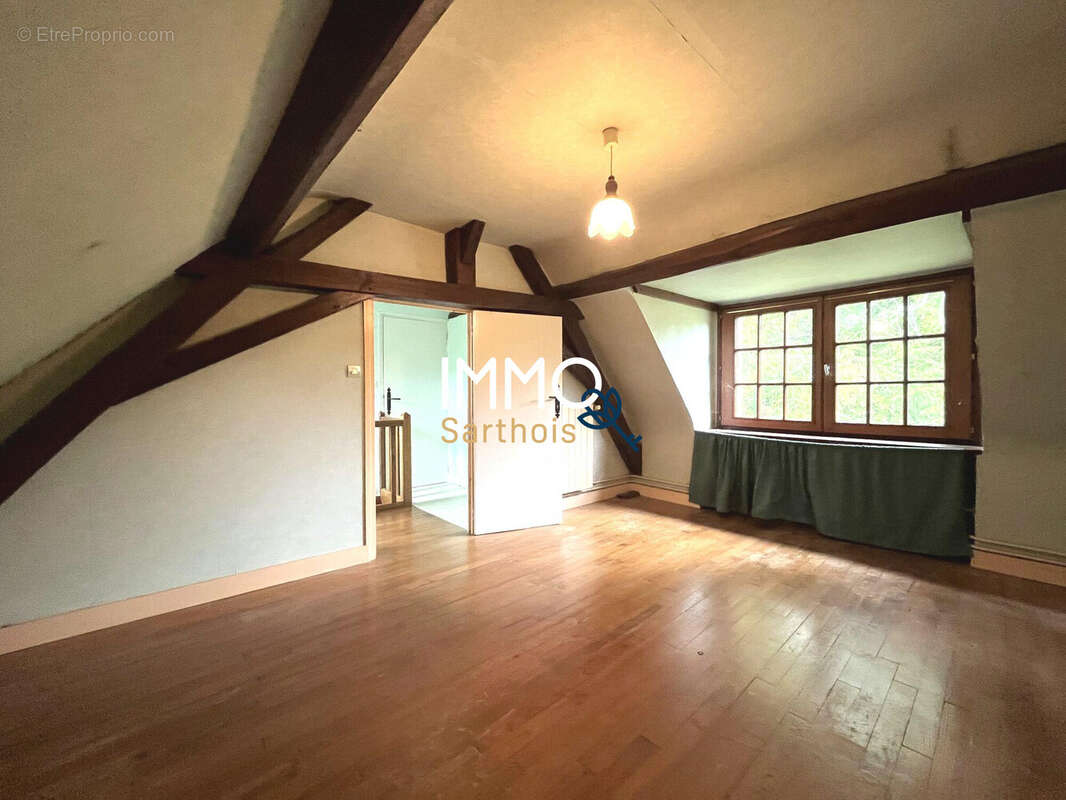 Maison à MARIGNE-LAILLE